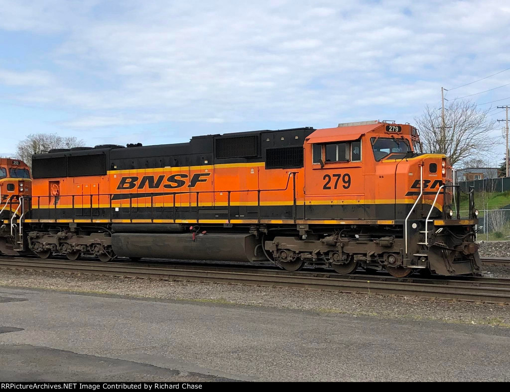 BNSF 279